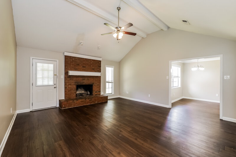 1,965/Mo, 7221 Bluegrass Rd Olive Branch, MS 38654 Living Room View