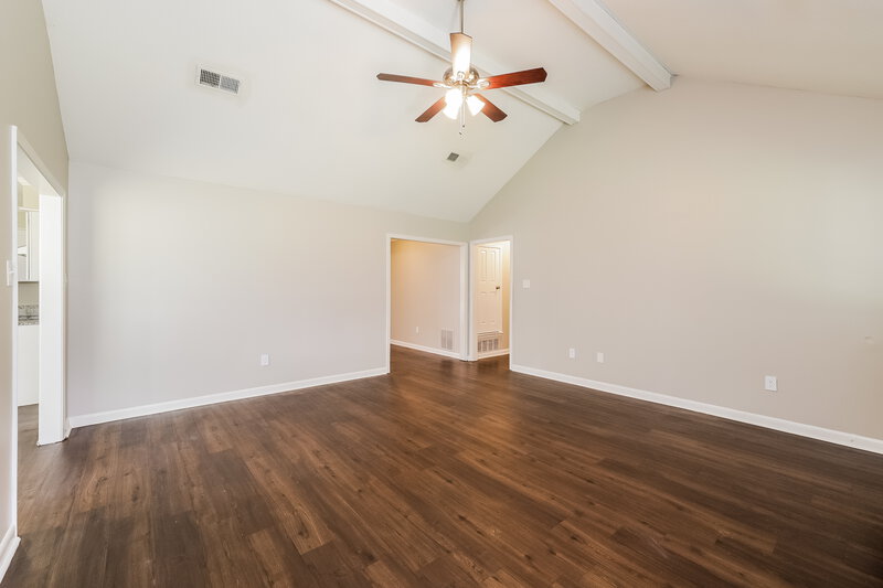 1,965/Mo, 7221 Bluegrass Rd Olive Branch, MS 38654 Living Room View 2