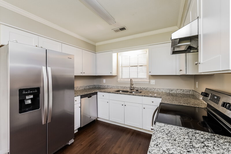 1,965/Mo, 7221 Bluegrass Rd Olive Branch, MS 38654 Kitchen View