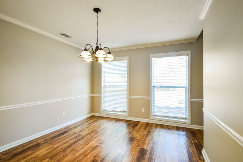 1,955/Mo, 8151 Cross Creek Ct Memphis, TN 38125 Dining Room View