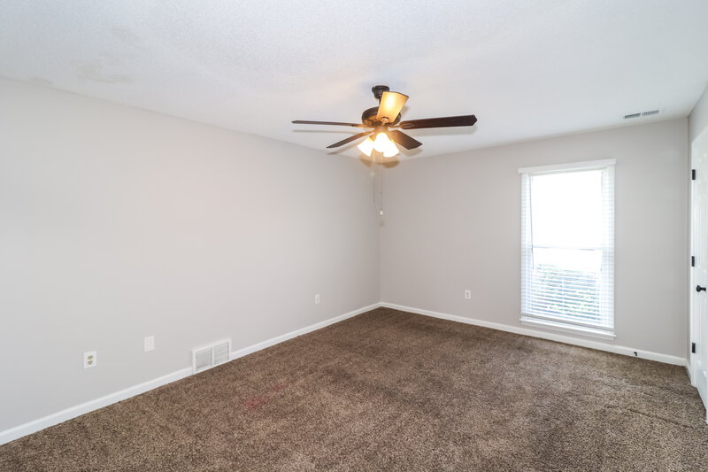 2,425/Mo, 4365 Barrymor Dr Memphis, TN 38125 Main Bedroom View