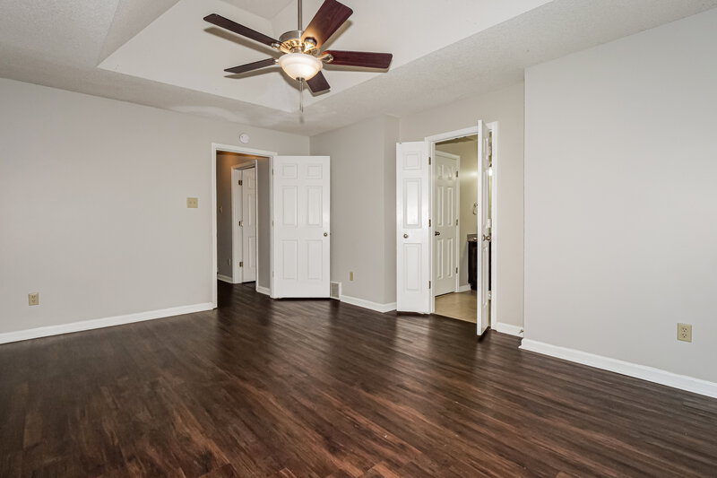 1,850/Mo, 105 Norma Carol Rd Oakland, TN 38060 Main Bedroom View 2