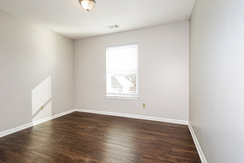 1,850/Mo, 105 Norma Carol Rd Oakland, TN 38060 Bedroom View 2