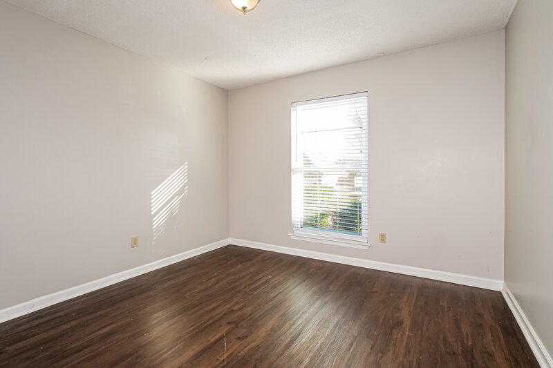 1,850/Mo, 105 Norma Carol Rd Oakland, TN 38060 Bedroom View 3