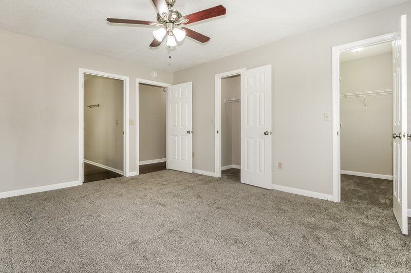1,735/Mo, 6863 Delta Newberry Cv Olive Branch, MS 38654 Main Bedroom View