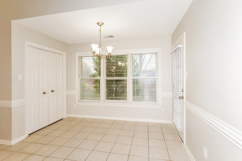 2,230/Mo, 8607 Bazemore Road Cordova, TN 38018 Breakfast Nook View