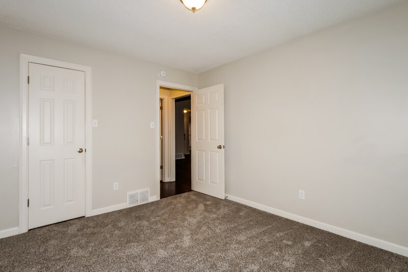 2,230/Mo, 8607 Bazemore Road Cordova, TN 38018 Bedroom View 4