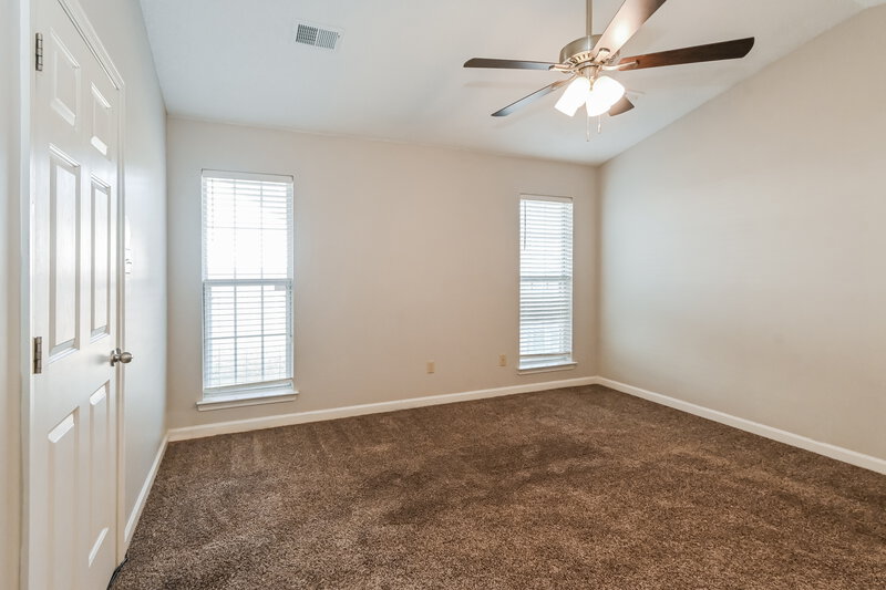 1,685/Mo, 1890 Brentwood Trace Southaven, MS 38671 Main Bedroom View