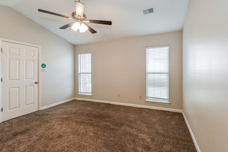 1,685/Mo, 1890 Brentwood Trace Southaven, MS 38671 Main Bedroom View 2