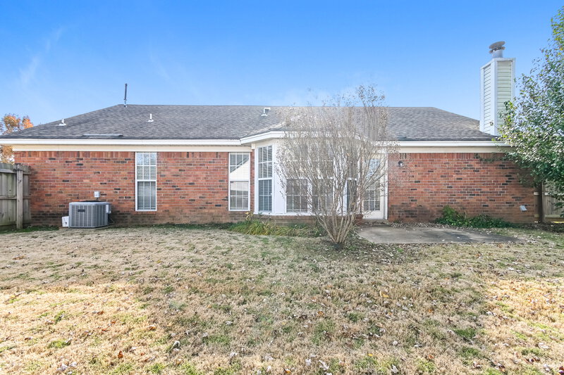 1,685/Mo, 1890 Brentwood Trace Southaven, MS 38671 Rear View