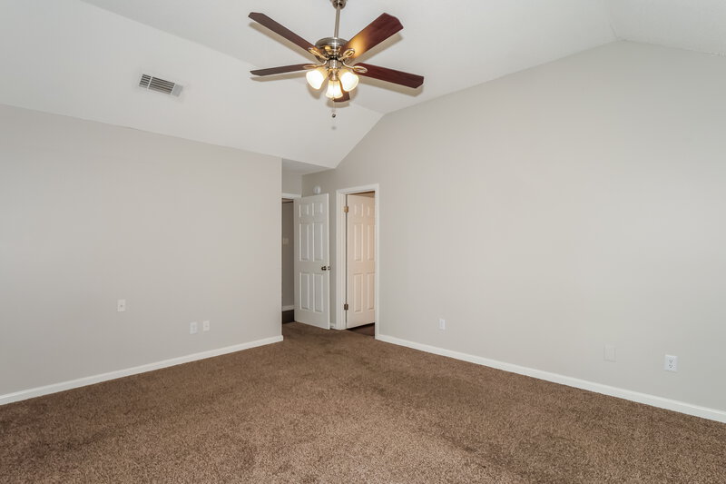 1,710/Mo, 8450 Kimberly Rose Dr Cordova, TN 38016 Main Bedroom View 2