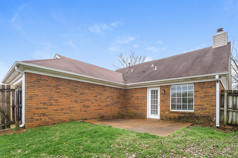 1,710/Mo, 8450 Kimberly Rose Dr Cordova, TN 38016 Rear View 2