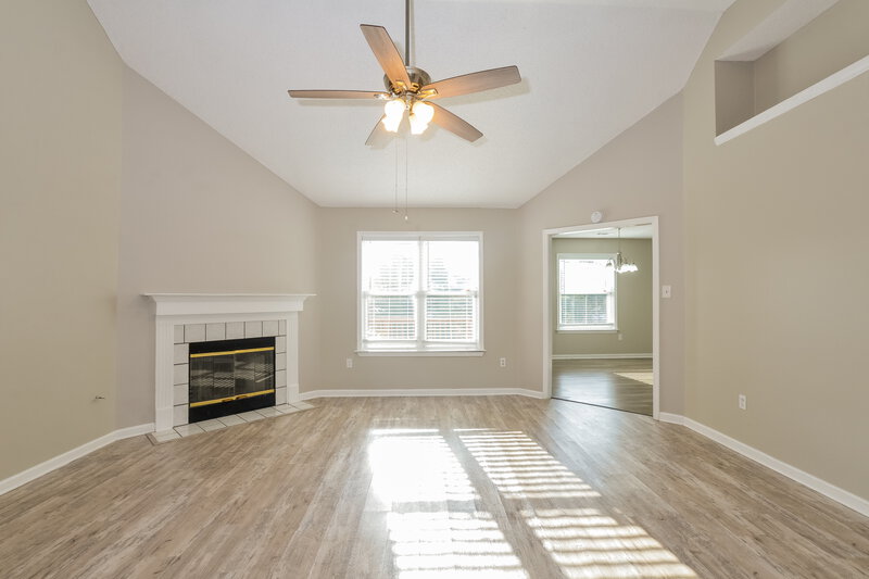 2,760/Mo, 2827 Fletcher View Dr Memphis, TN 38016 Misc View