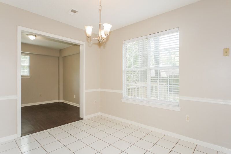 1,890/Mo, 5885 Southridge Drive Olive Branch, MS 38654 Dining Room View