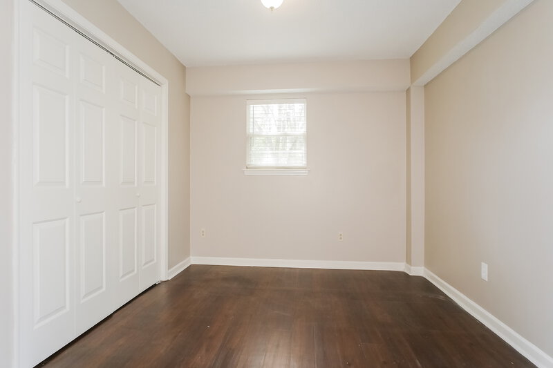 1,890/Mo, 5885 Southridge Drive Olive Branch, MS 38654 Bonus Room View 2