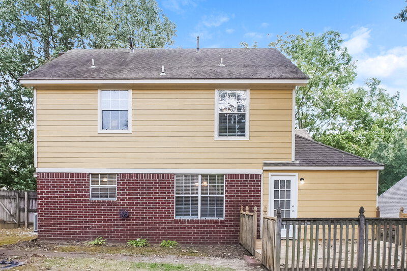 1,890/Mo, 5885 Southridge Drive Olive Branch, MS 38654 Rear View