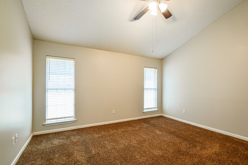 1,855/Mo, 13273 Sandbourne S Olive Branch, MS 38654 Main Bedroom View
