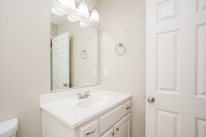 1,915/Mo, 7576 Delta Lakes Blvd Walls, MS 38680 Bathroom View