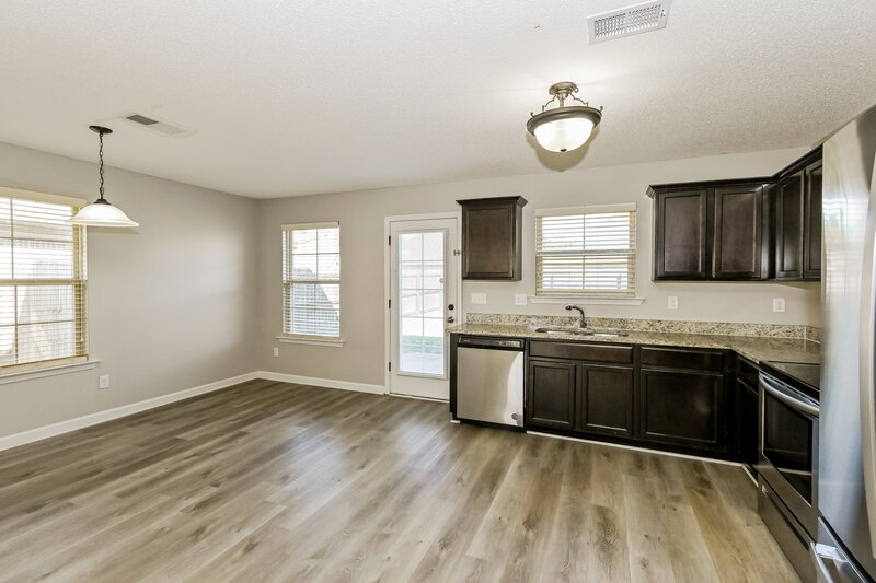 2,940/Mo, 1086 Darren Cir E Cordova, TN 38018 Kitchen View