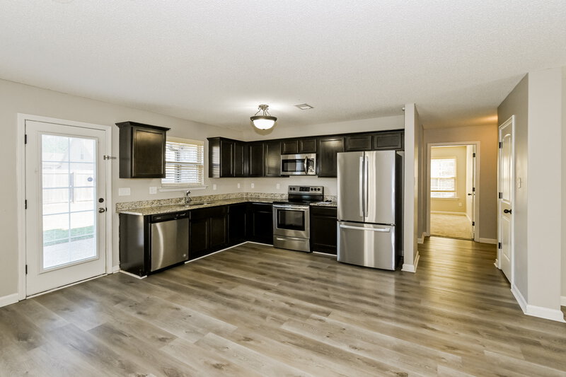 2,940/Mo, 1086 Darren Cir E Cordova, TN 38018 Kitchen View 2