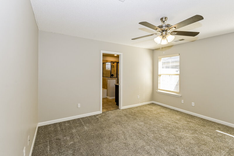 2,940/Mo, 1086 Darren Cir E Cordova, TN 38018 Main Bedroom View