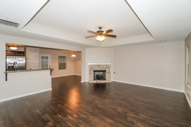2,015/Mo, 9464 Cayuga Loop Cordova, TN 38018 Living Room View