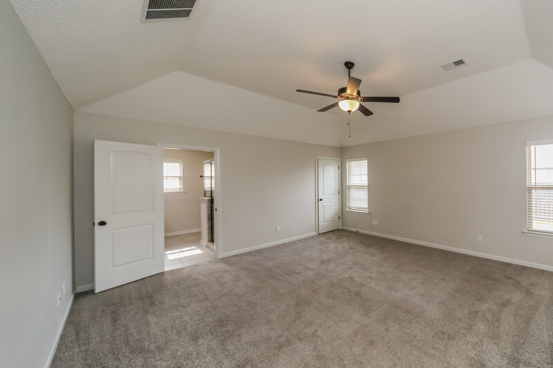 2,080/Mo, 1089 W Carib Loop Cordova, TN 38018 Main Bedroom View