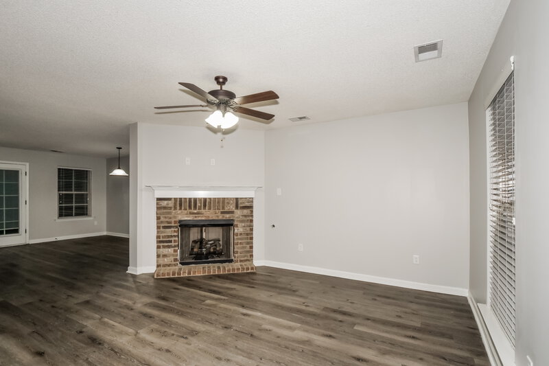 1,935/Mo, 1095 W Carib Loop Cordova, TN 38018 Living Room View