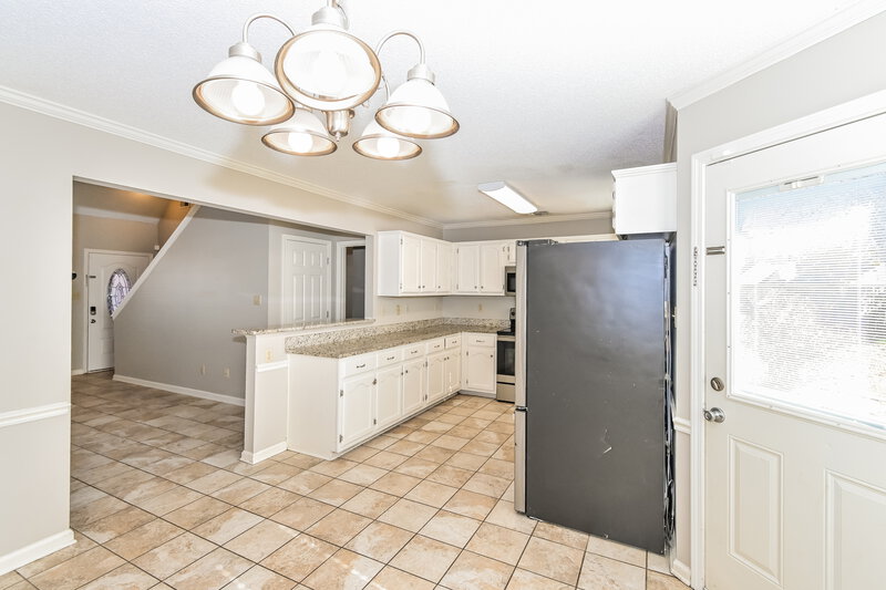 2,095/Mo, 1795 Steeplechase Cove Southaven, MS 38671 Kitchen View 2