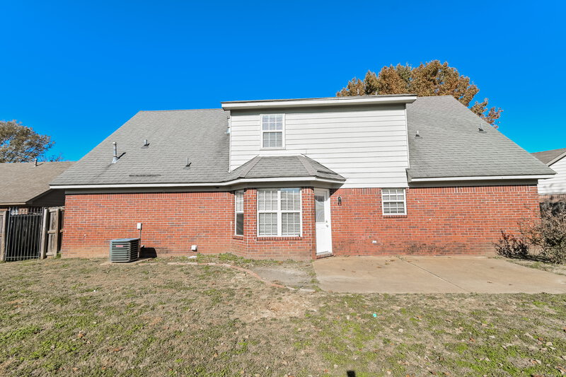 2,095/Mo, 1795 Steeplechase Cove Southaven, MS 38671 Rear View
