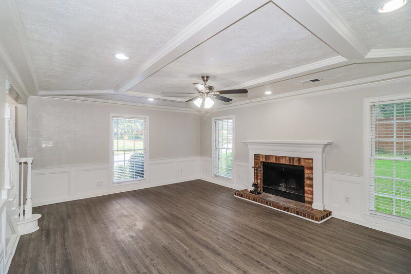 2,295/Mo, 120 Shelley Renee Ln Cordova, TN 38018 Living Room View 2