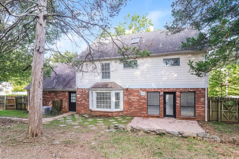2,295/Mo, 120 Shelley Renee Ln Cordova, TN 38018 Rear View