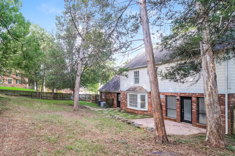 2,295/Mo, 120 Shelley Renee Ln Cordova, TN 38018 Backyard View