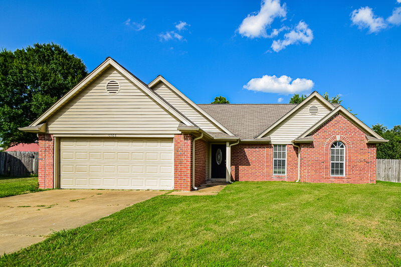 1,755/Mo, 10368 Palmer Cv Olive Branch, MS 38654 Front View