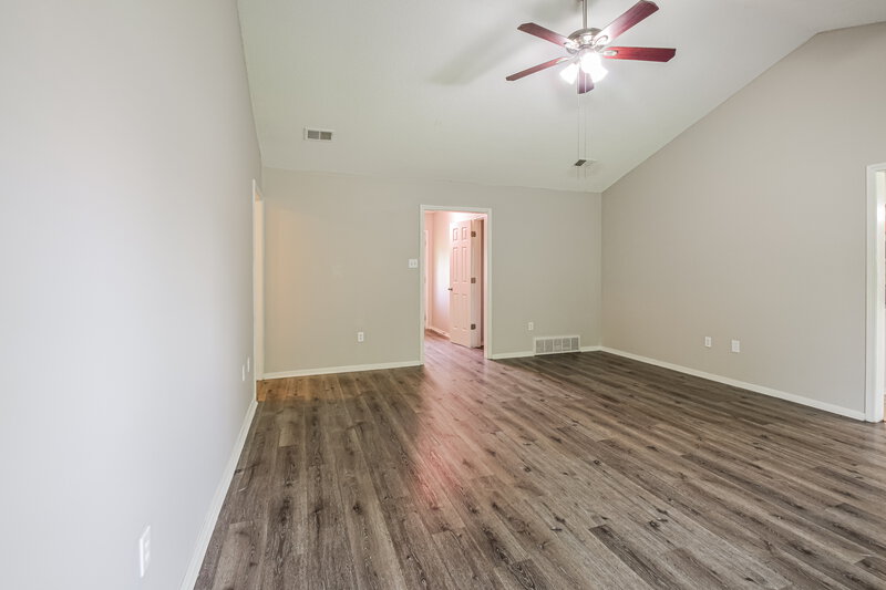 1,755/Mo, 10368 Palmer Cv Olive Branch, MS 38654 Living Room View 2