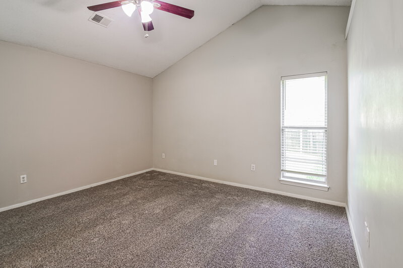 1,755/Mo, 10368 Palmer Cv Olive Branch, MS 38654 Main Bedroom View