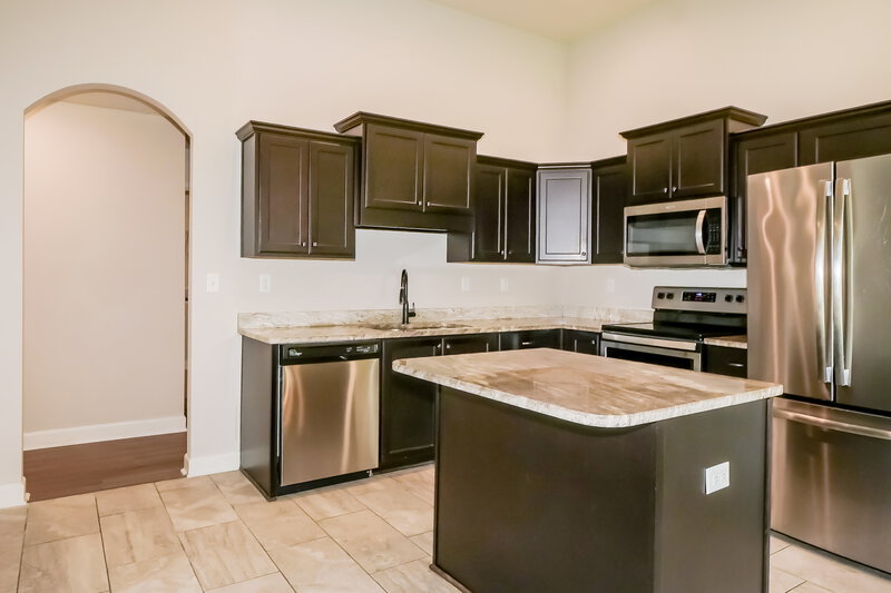 1,985/Mo, 8047 Switzer Dr Southaven, MS 38671 Kitchen View