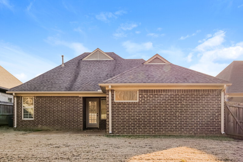 1,905/Mo, 1415 Switzer Cv Southaven, MS 38671 Rear View