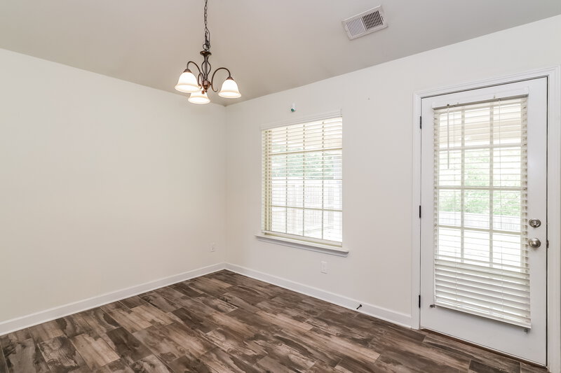 1,985/Mo, 1451 Switzer Cv Southaven, MS 38671 Dining Room View