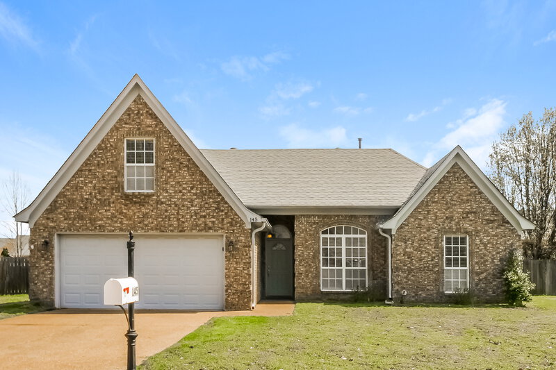 1,950/Mo, 145 Cameron Dr Oakland, TN 38060 External View