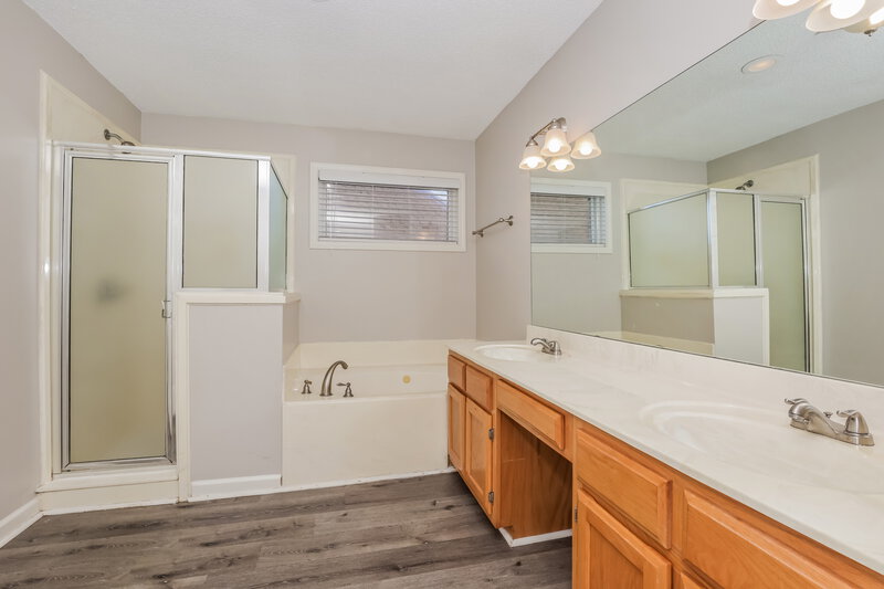 1,930/Mo, 7697 Shadow Fork Ln Arlington, TN 38002 Main Bathroom View