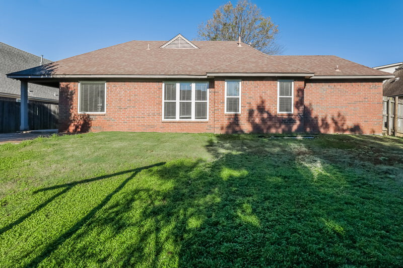 1,930/Mo, 7697 Shadow Fork Ln Arlington, TN 38002 Rear View