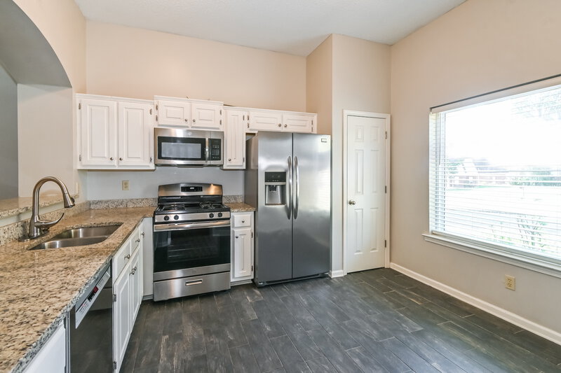 2,080/Mo, 5822 Michaelson Dr Olive Branch, MS 38654 Kitchen View