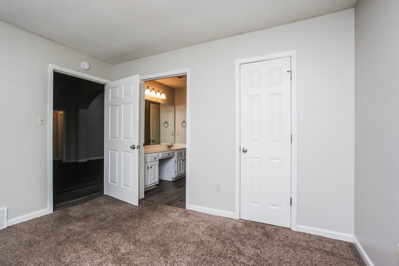 1,865/Mo, 5822 Michaelson Dr Olive Branch, MS 38654 Bedroom View