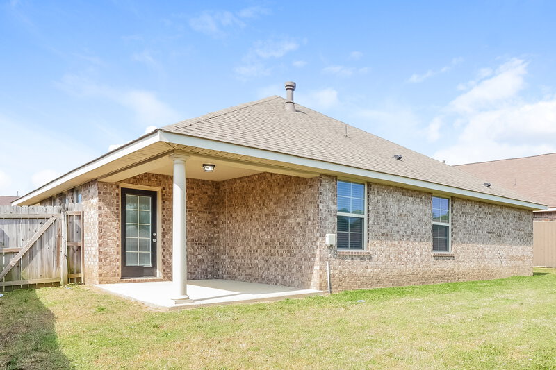 1,960/Mo, 3242 Earlcastle Drive Southaven, MS 38671 Rear View 2