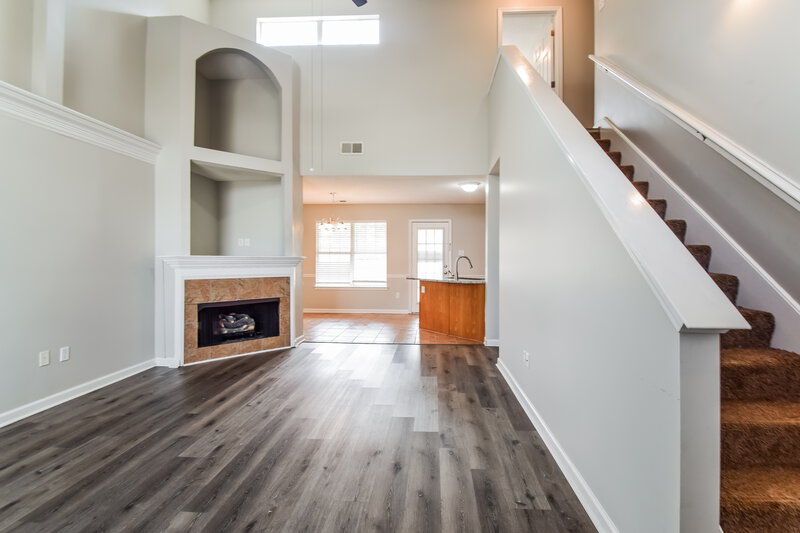 1,710/Mo, 9793 E Dogwood Court Olive Branch, MS 38654 Living Room View 2