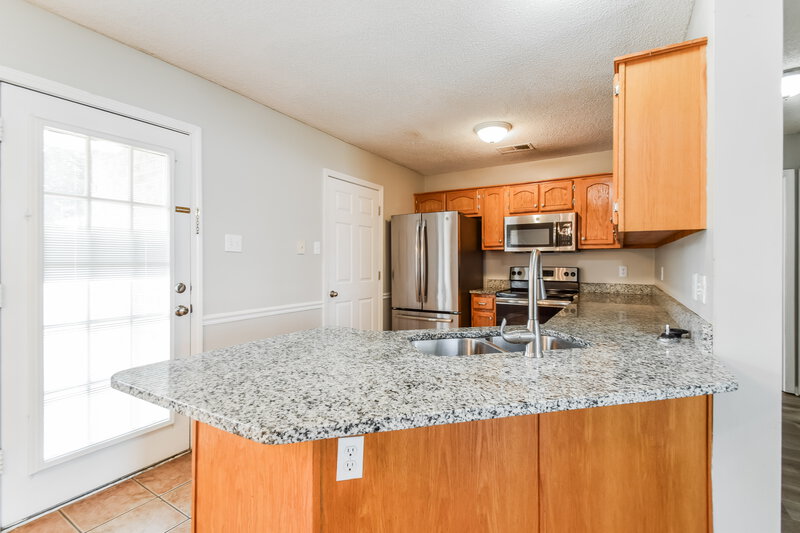 1,710/Mo, 9793 E Dogwood Court Olive Branch, MS 38654 Kitchen View