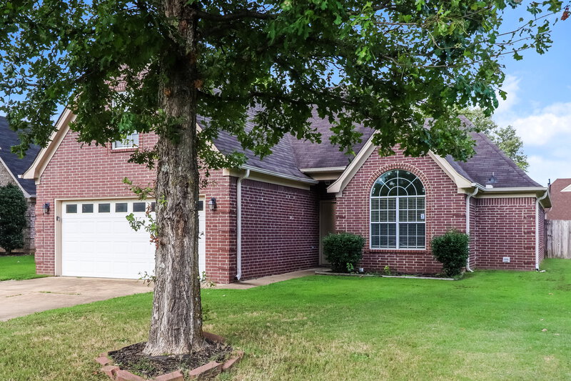 1,995/Mo, 5760 Landau Dr Southaven, MS 38671 Front View