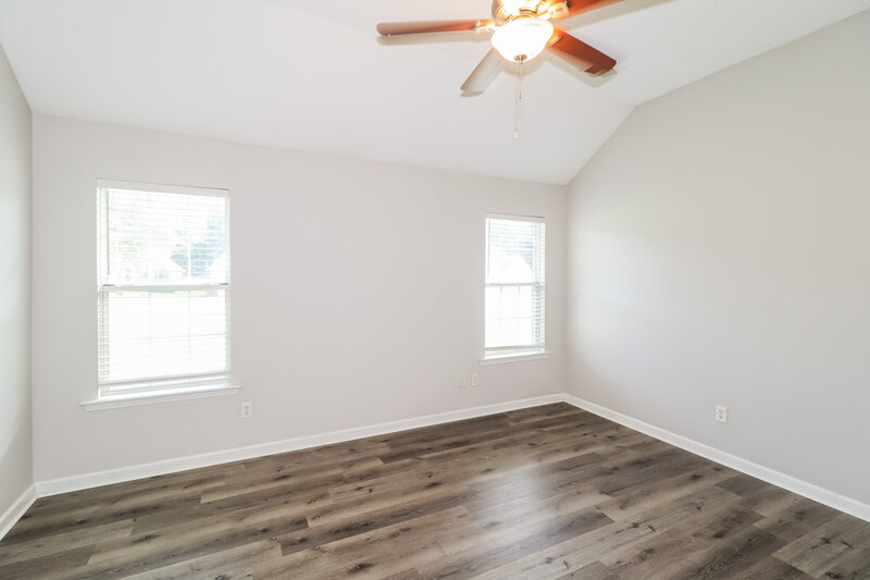 1,995/Mo, 5760 Landau Dr Southaven, MS 38671 Main Bedroom View 2