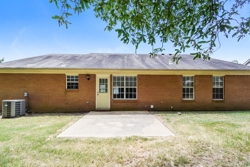 1,755/Mo, 9296 Brooks Dr Olive Branch, MS 38654 Rear View